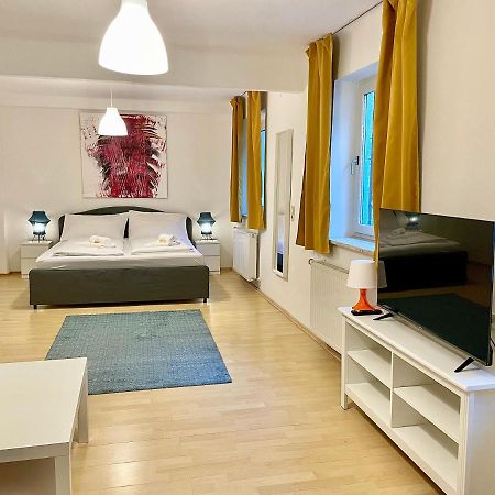 Artapart - Apartment Top 2 Self Check-In Грац Екстериор снимка
